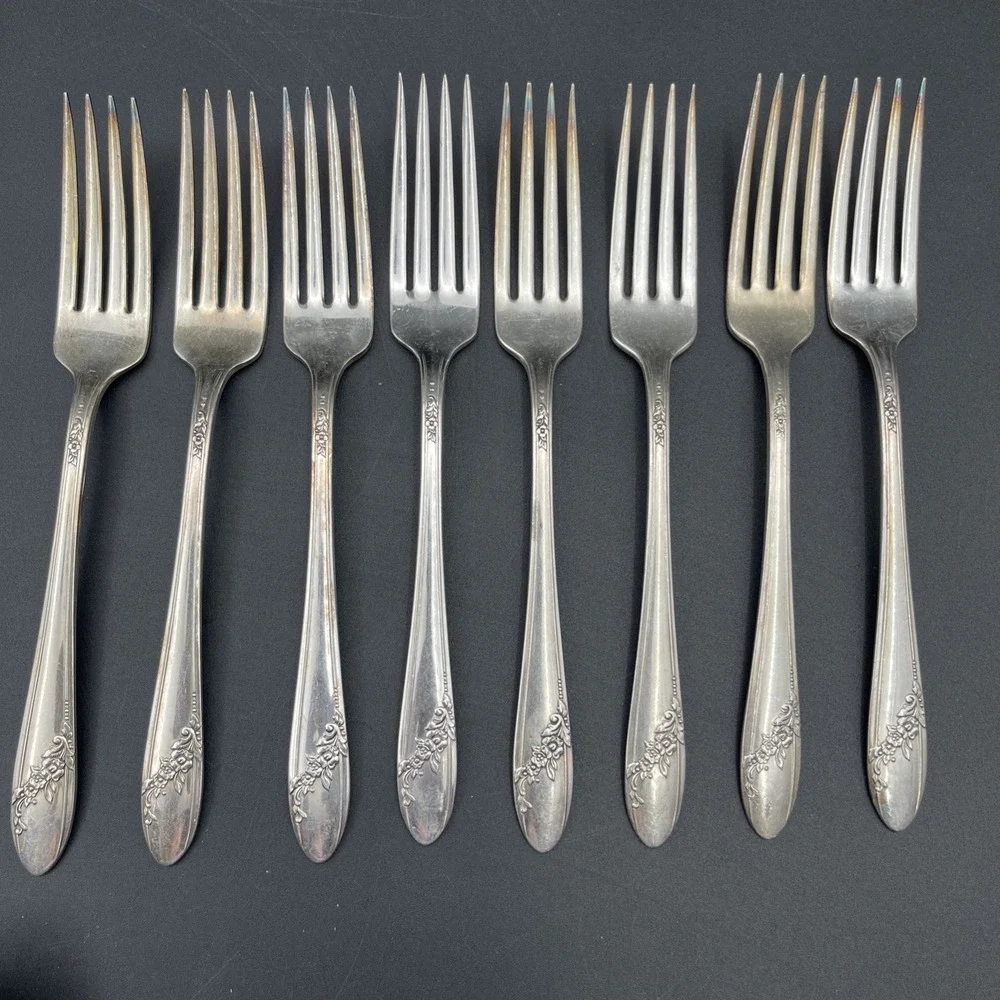 Oneida‎ Queen Bess II Tudor Plate Silverplate Flatware Lot 20 Pc Serving Spoons